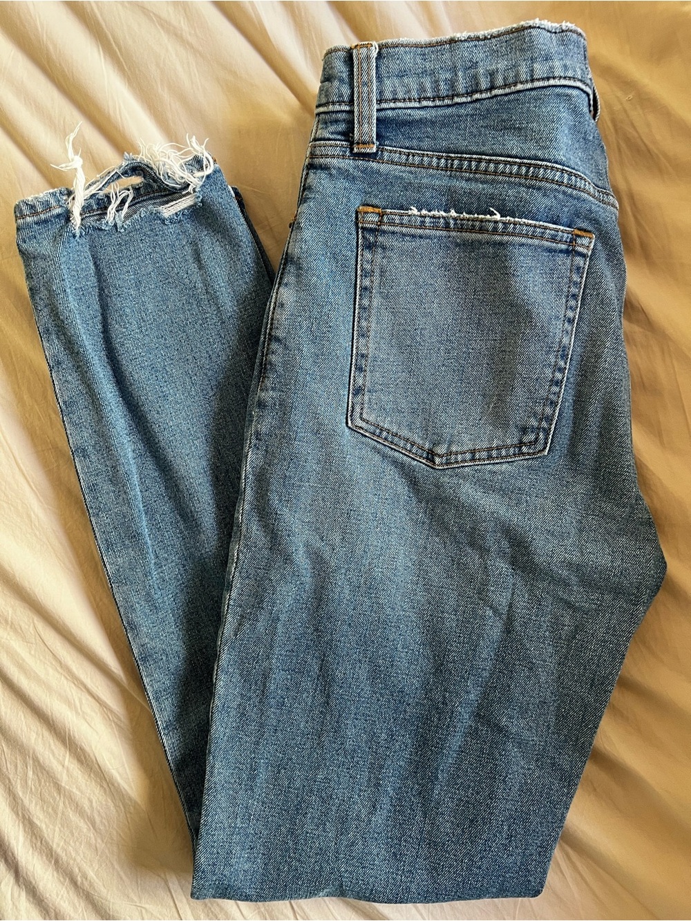 Abercrombie & Fitch High-Rise Skinny Jeans in Medium Blue Denim